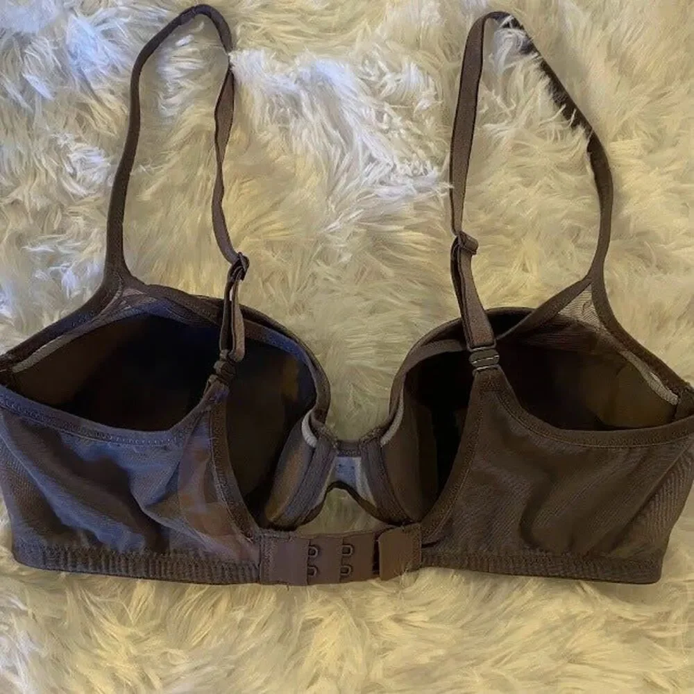 Victoria’s Secret Bra Size 32C‎ Grey Fabulous Sheer Lined Demi Buste Double